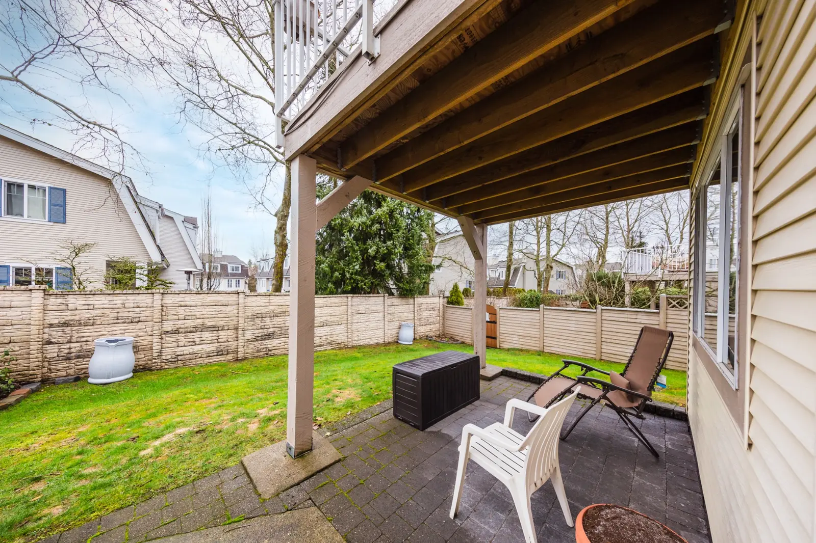 Private patio and yard space at Queen Anne Green townhome